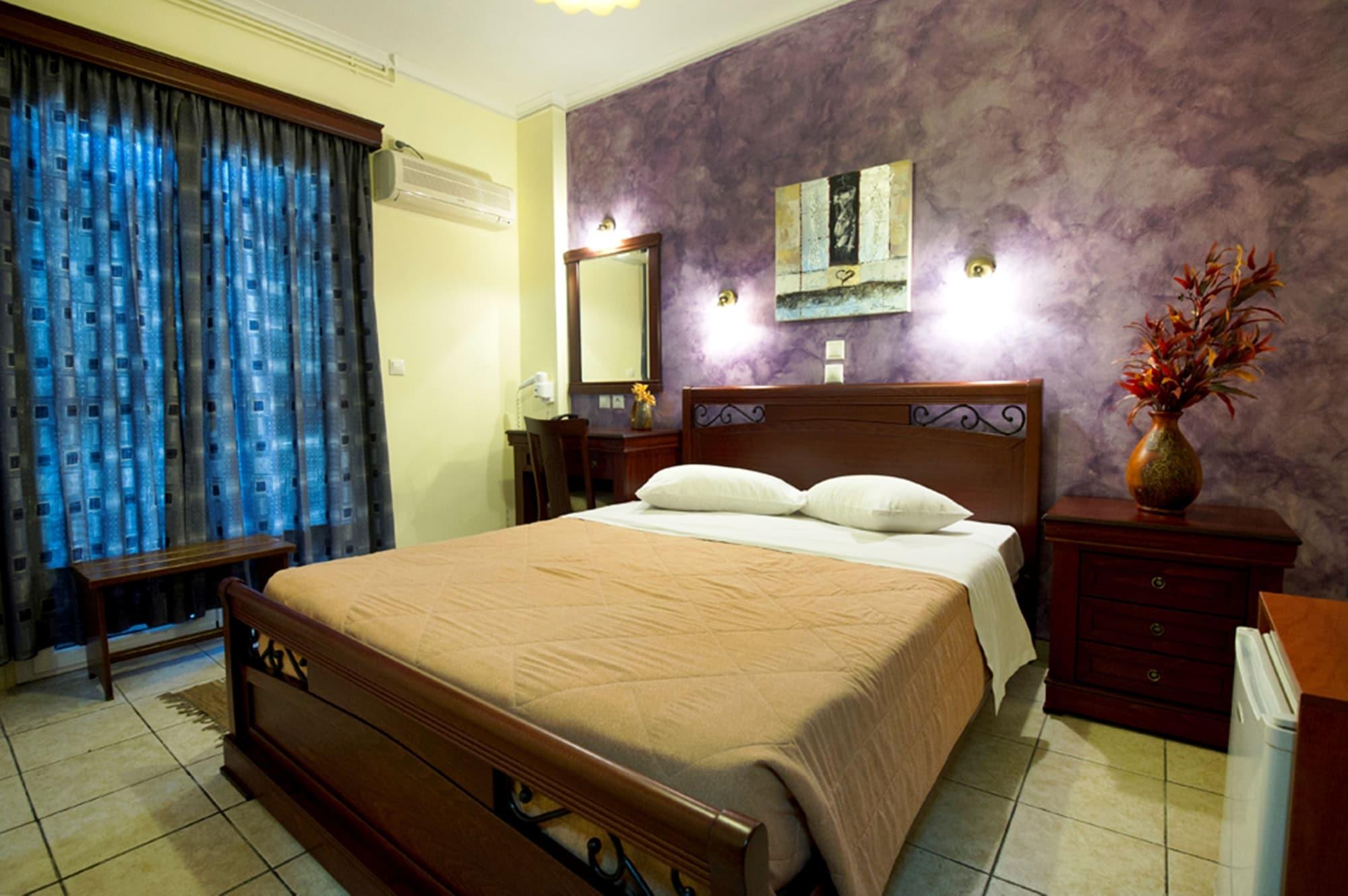 Pergamos Hotel Atina Dış mekan fotoğraf
