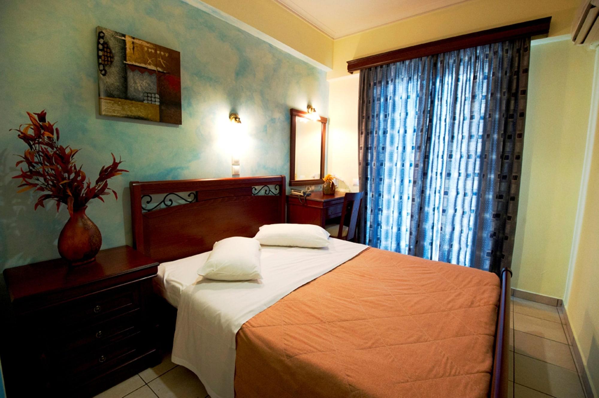 Pergamos Hotel Atina Dış mekan fotoğraf