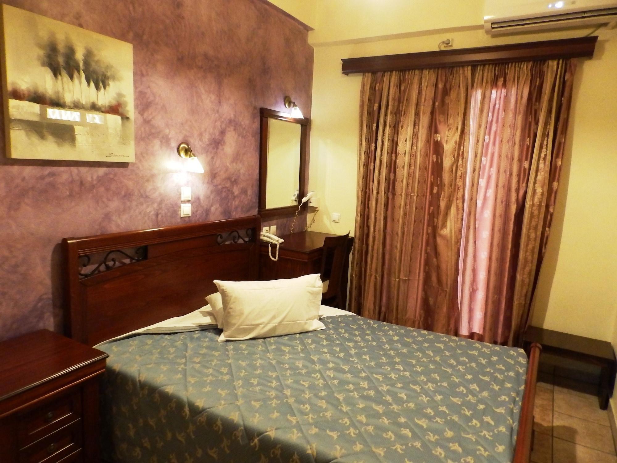 Pergamos Hotel Atina Dış mekan fotoğraf