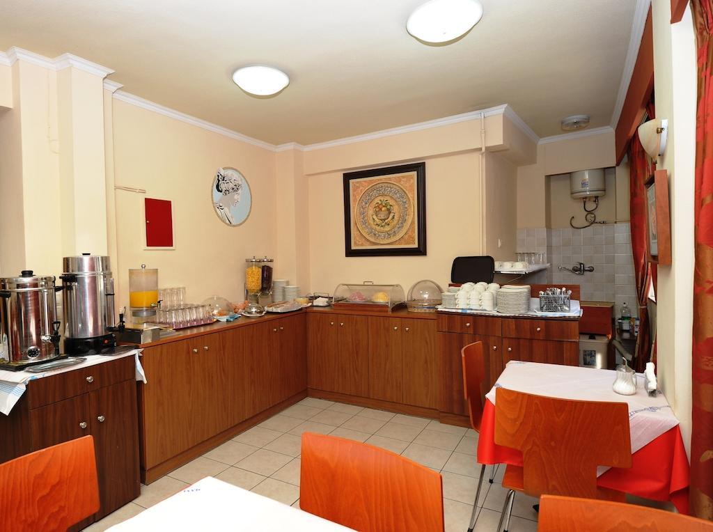 Pergamos Hotel Atina Dış mekan fotoğraf