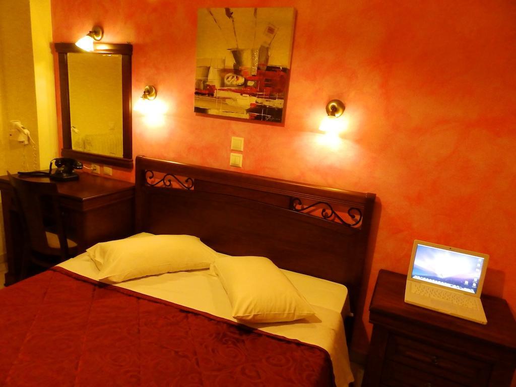 Pergamos Hotel Atina Dış mekan fotoğraf
